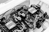 Двигатель MerCruiser Двигатель MerCruiser